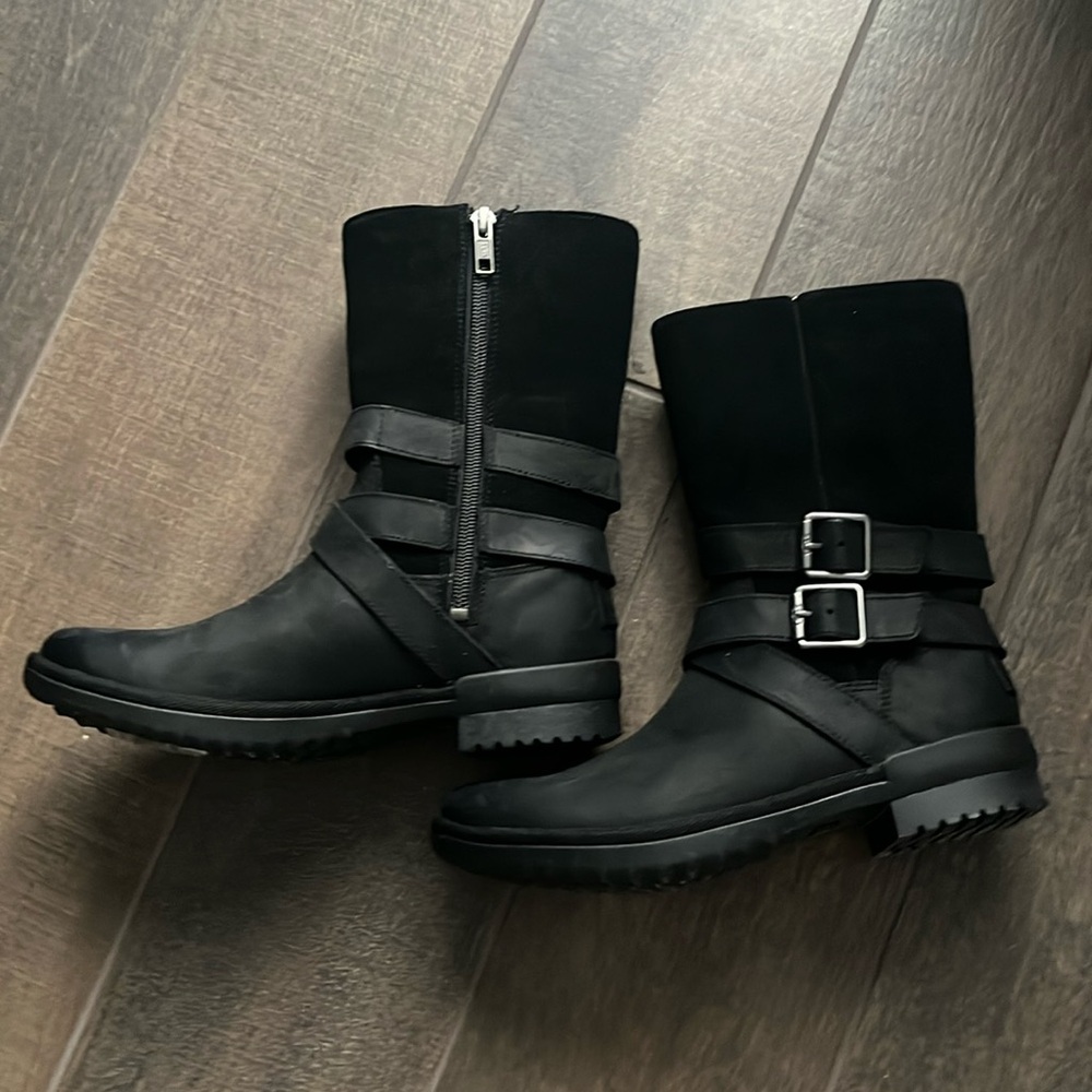 New UGG Black Lorna Boot Waterproof Sheepskin 5.5